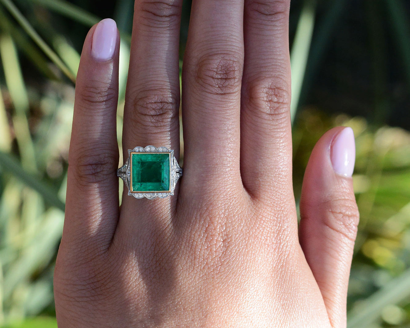 GIA Certified 7 Carat Colombian Emerald and Diamond Ring
