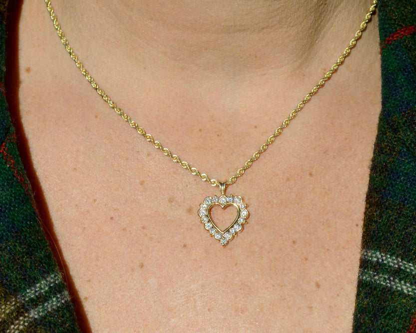 1960s Vintage 14K Gold & Diamond Heart Necklace