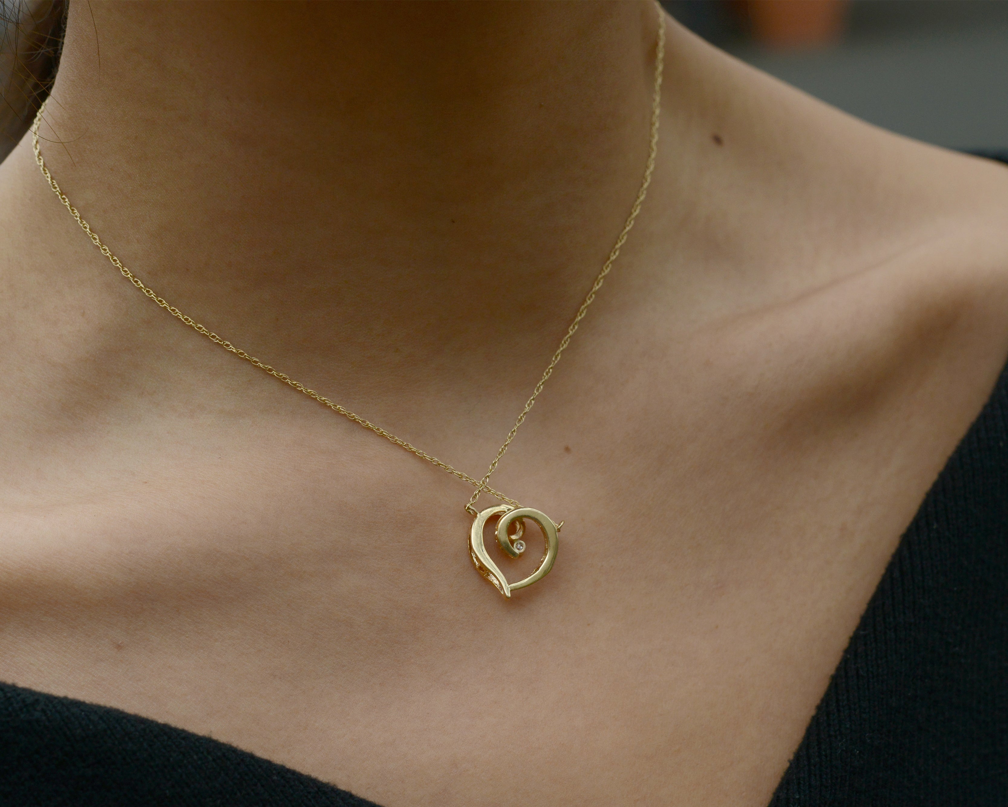 Vintage 14k Yellow Gold Diamond Heart Necklace