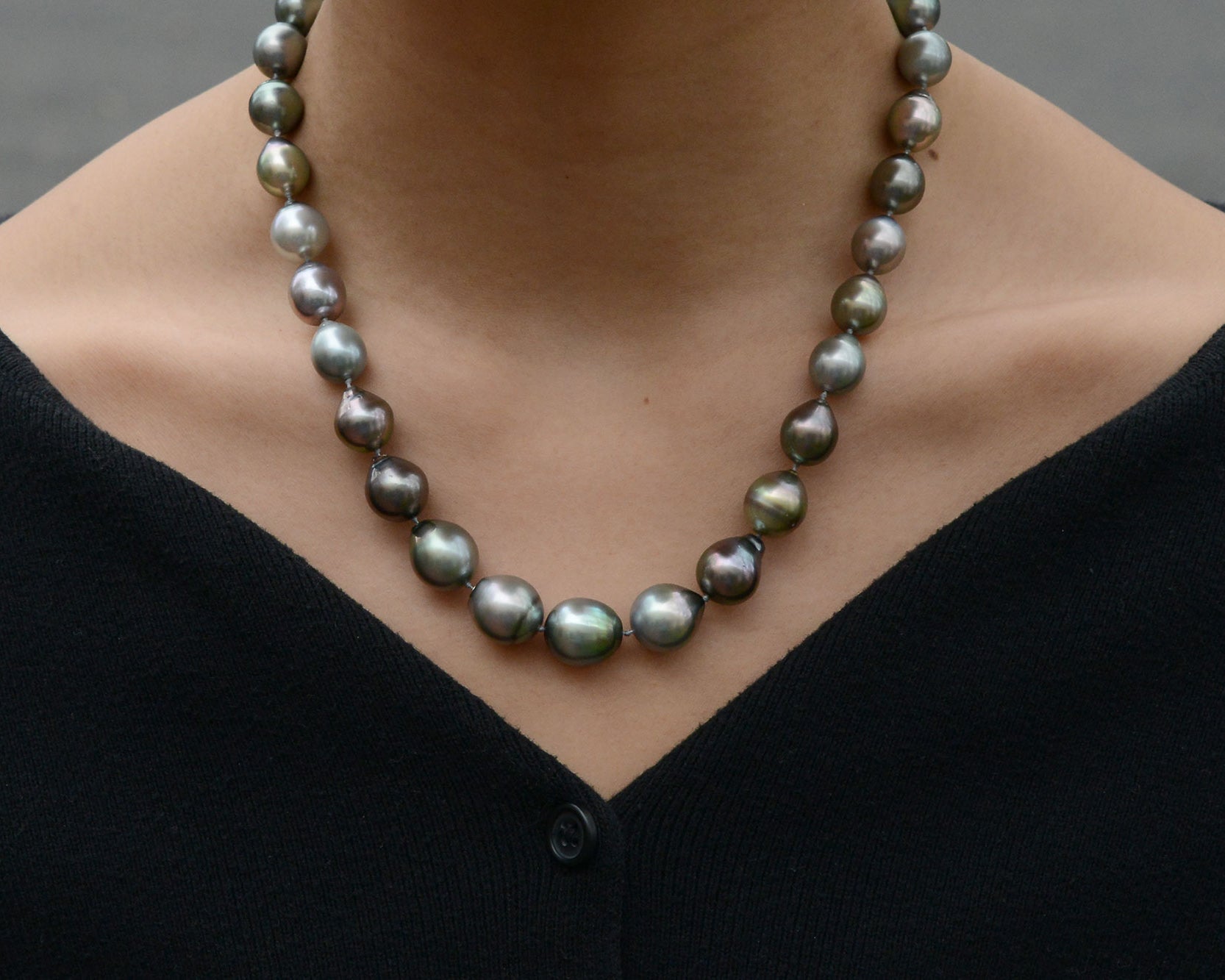 Black Tahitian Pearl Graduated Necklace