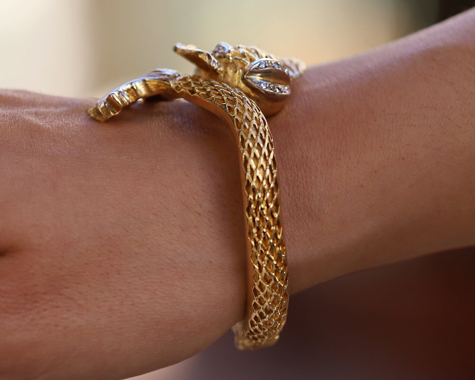 Ilias Lalaounis Designer 18k Gold Fish Bangle Bracelet