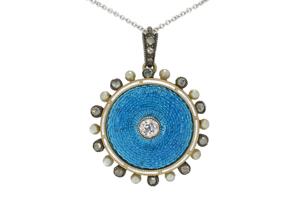 A Belle Epoque Faberge' style guilloche' enamel pendant necklace.
